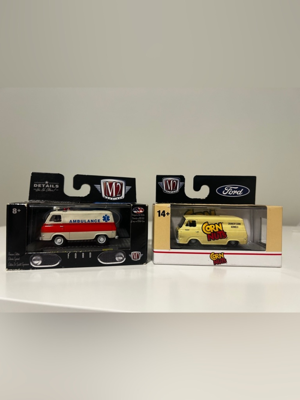 M2 Machines 1964 Ford Econoline Ambulance WMTS10 and 1965 Ford